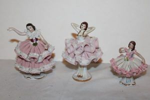 lot 720 image: Set of 3 Dresden Porcelain Women figurines in pink lace dresses - 3-5 tall