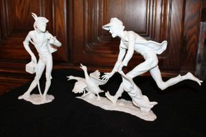 lot 774 image: Kaiser figurines - Men and birds - 2 total