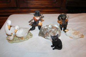 lot 780 image: Misc. figurines, see photos