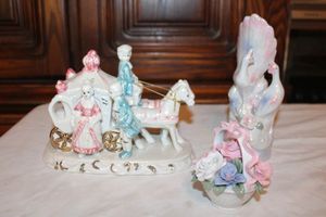 lot 782 image: Porcelain figurines as shown