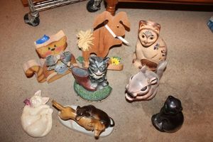 lot 793 image: Large Animal figurines