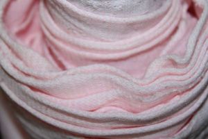 lot 866 image: Fabric Bolt - Pink