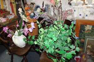 lot 881 image: (4) Artificial flowerplant arrangements