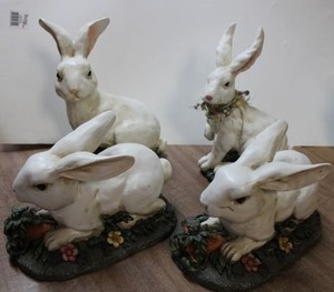 lot 892 image: Ceramic bunnies