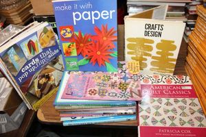 lot 938 image: Craft books