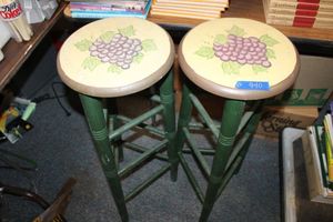 lot 940 image: Pair of painted bar stools