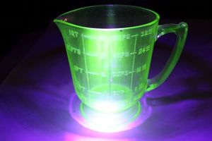 lot 957 image: Uranium glass measuring cup