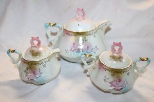 lot 969 image: RS Suhl Tea Serving Set