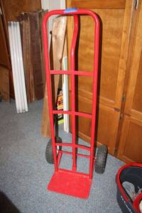 lot 975 image: Red Hand Truck Dolly