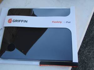 lot 60 image: griffin I-Pad flex grip new qty 4