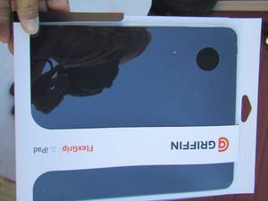 lot 58 image: griffin I-Pad flex grip new qty 4