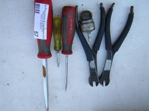 lot 57 image: tool lot