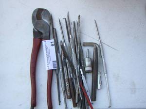 lot 61 image: tool lot