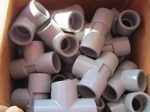 lot 84 image: pvc 3 way pipe fittings  1