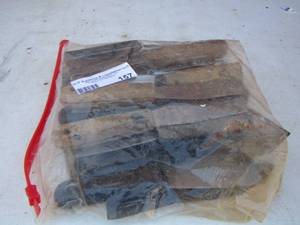 lot 157 image: putty knifes