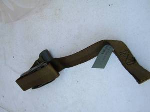 lot 173 image: Green Army Straps