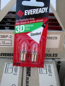 lot 28 image: Eveready  3D bulbs - 10 BOXES OF 10