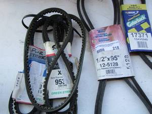 lot 218 image: VARIOUS PULLEY BELTS