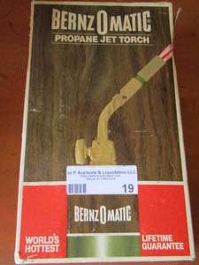 lot 19 image: Bernzo -matic propane jet torch