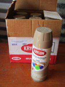 lot 282 image: Krylon KHAKI  GLOSS Spray paint