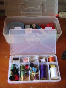 lot 287 image: threading supplies