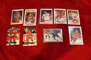 lot 272 image: Detroit Red Wongs Hockey Trading Cards
