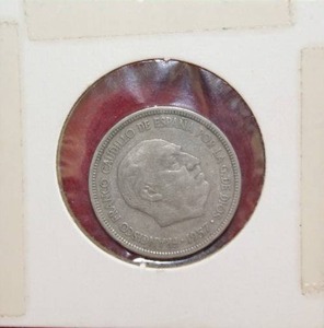 lot 284 image: 1957 Spanish 5 Ptas Coin