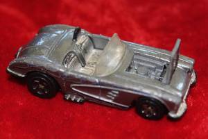 lot 301 image: 1994 Hot Wheels 58 Corvette