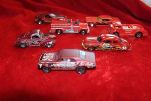 lot 170 image: Red Hot Wheels Cars