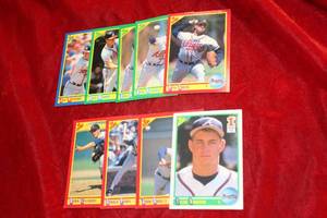 lot 127 image: 1990 Score Atlanta Braves Baseball Cards