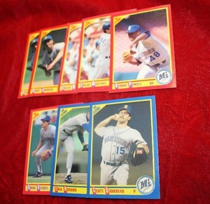 lot 95 image: 1990 Score Seattle Mariners Baseball Trading Cards