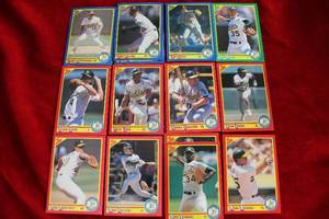 lot 379 image: 1990 Score Oakland As Athletics Baseball Trading Cards