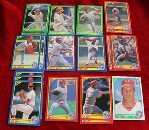 lot 81 image: 1990 Score Cinncinati Reds Baseball Trading Cards