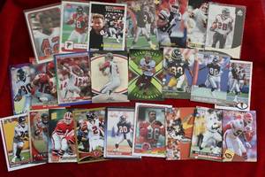 lot 440 image: Atlanta Falcons Football Trading Cards