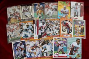 lot 254 image: Tampa Bay Buccaneers Football Trading Cards