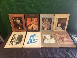 lot 48 image: Selection of 8 vintage Horizon books