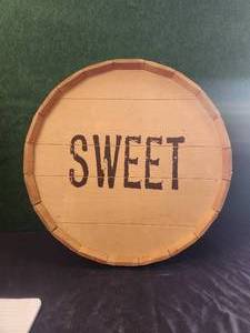 lot 127 image: Wine Barrel end - Sweet