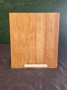 lot 143 image: Magnetic woodblock knife holder