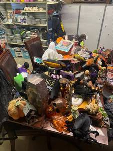 lot 223 image: Large selection of Halloween items on table - not table itself