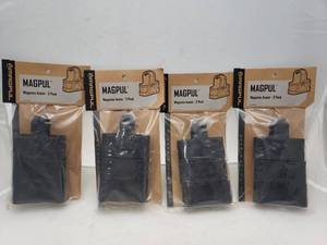 lot 45 image: MAGPUL Pull Assist 3 Pack 7.62   Black - QUANTITY 4 - BID IS TIMES THE QUANTITY