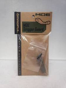 lot 124 image: MAGPUL MOE Enhanced Polymer Trigger Guard   Dark Earth