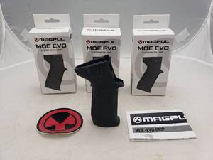 lot 693 image: MAGPUL MOE EVO Grip   CZ Scorpion EVO 3   Black - QUANTITY 3 - BID IS TIMES THE QUANTITY
