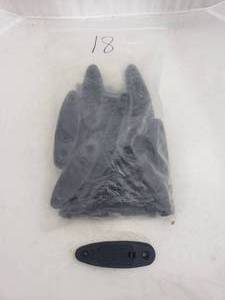 lot 738 image: Lot of 18 Butt Pads