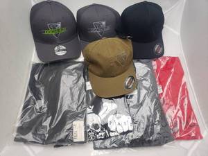 lot 762 image: Small ShirtHat Lot.  Includes 4 DSG Small Shirts & 4 DSG Small Hats