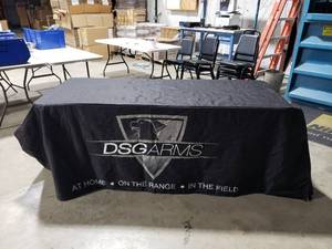 lot 901 image: Black DSG 8 Fitted Table Cover - QUANTITY 2 - BID IS TIMES THE QUANTITY