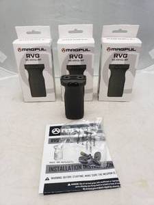 lot 1031 image: MAGPUL MOE RVG Rail Vertical Grip   Olive Drab Green - QUANTITY 3 - BID IS TIMES THE QUANTITY
