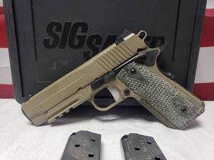 lot 1152 image: Sig Sauer 1911 Carry Scorpion .45 Auto FDE Pistol w 2 Magazines & Case