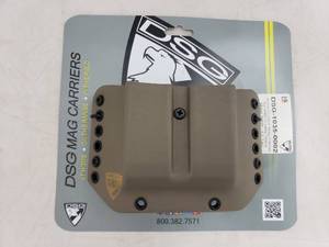 lot 1043 image: Alpha Double Mag Carrier for 940 Double Stack Mags AMBI - Tan