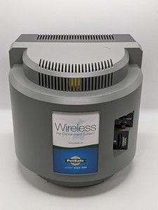 lot 28 image: PetSafe Pet Containment System RFA-443 Transmitter Only