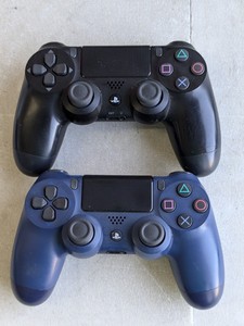 lot 129 image: Lot of 2 - PlayStation 4 Controllers